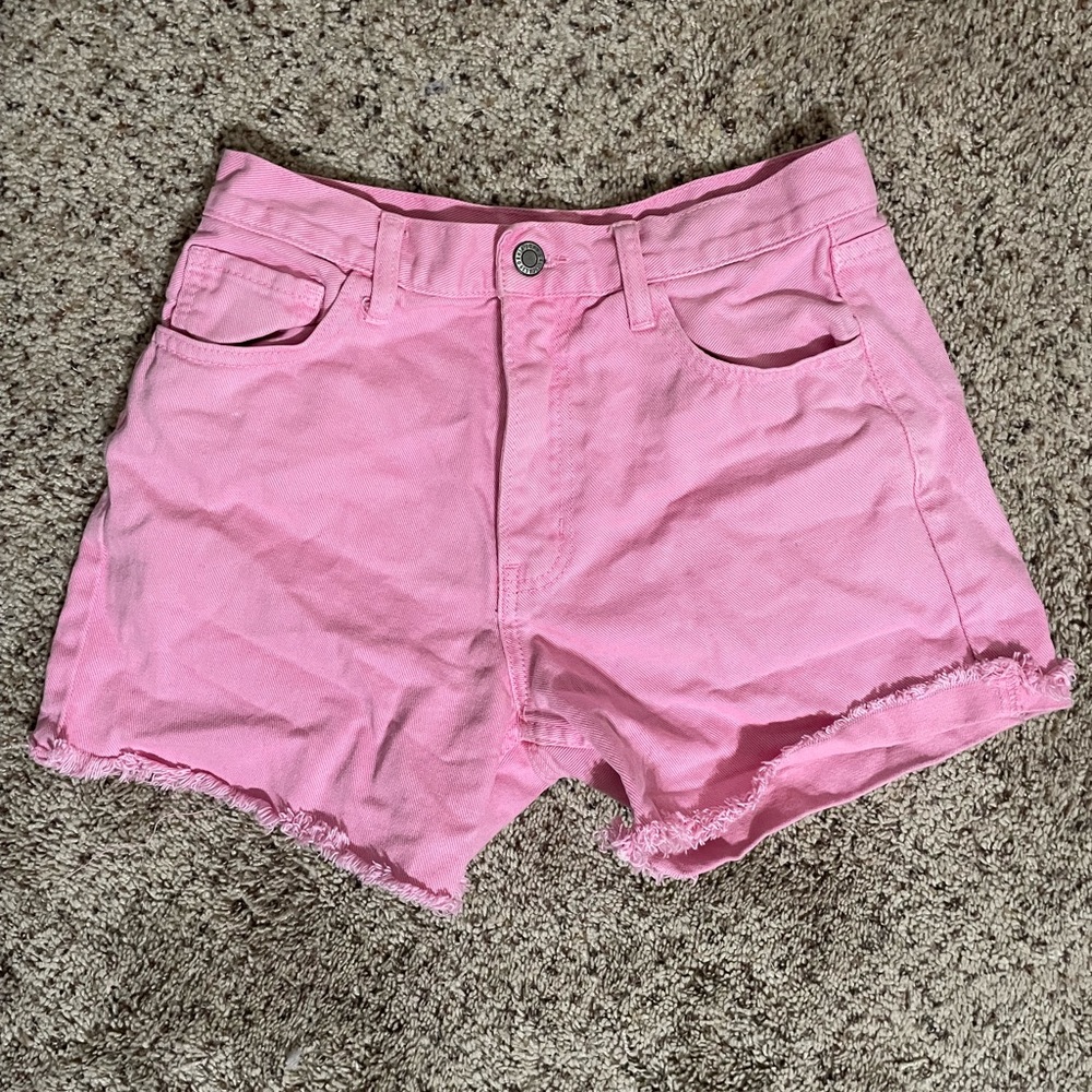 pink shorts!!